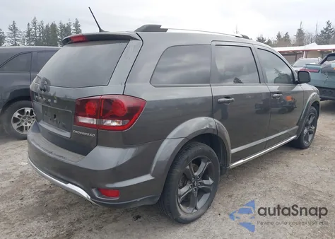 2018 Dodge Journey Crossroad Awd z USA, uszkodzony, nr VIN 3C4PDDGG9JT306079